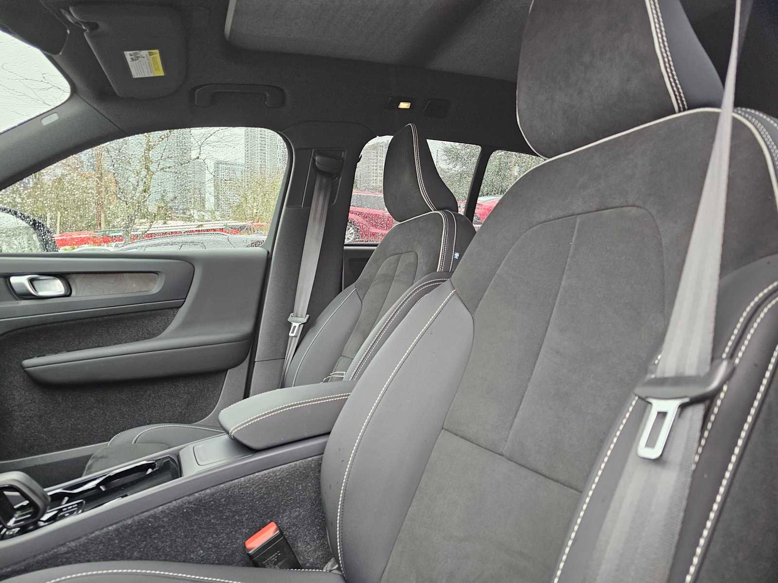 Certified 2023 Volvo XC40 Recharge Plus image 22