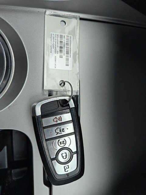 Used 2020 Ford Explorer Platinum w/ Premium Technology Package image 28