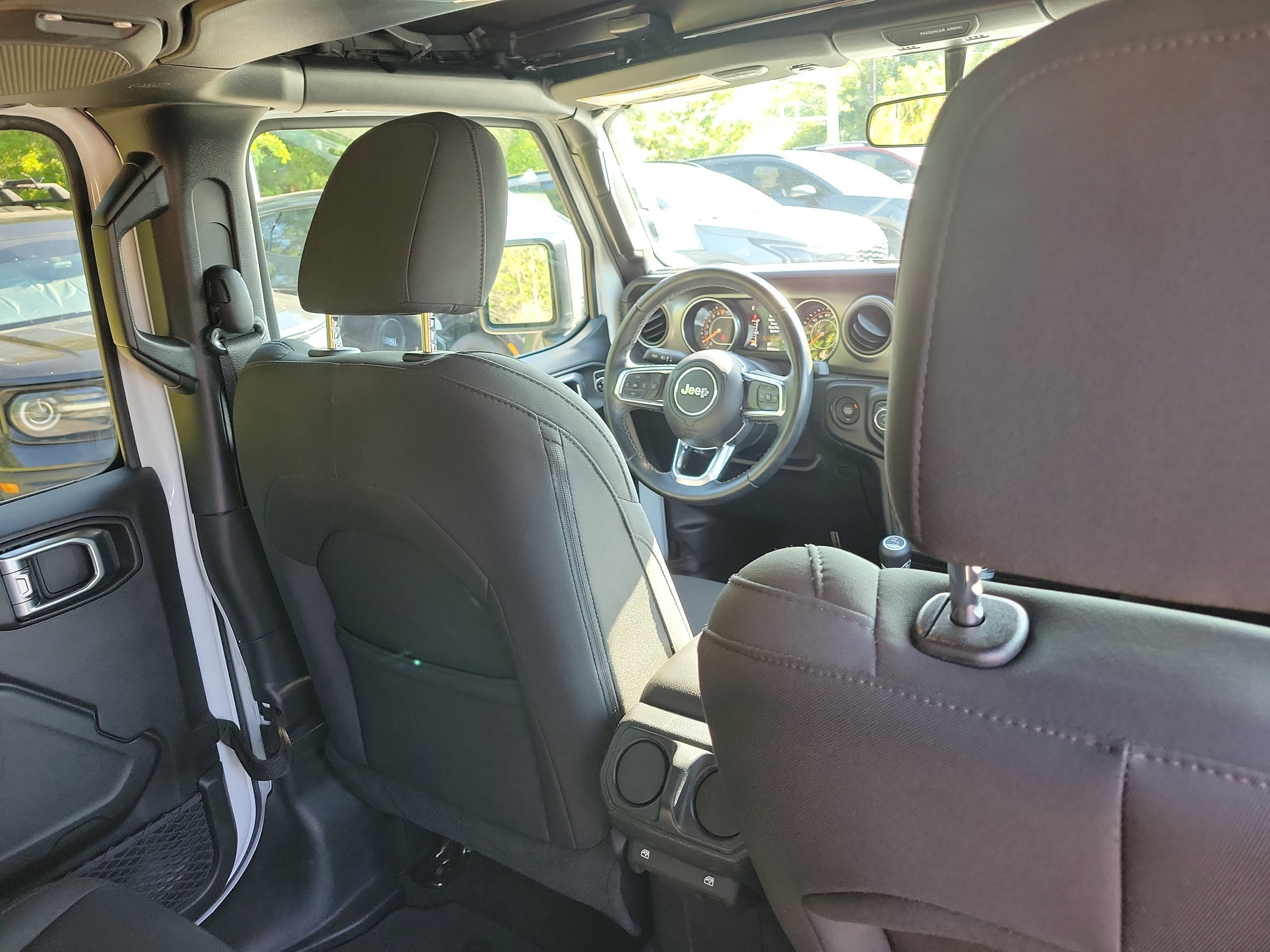 Used 2020 Jeep Gladiator Sport w/ Quick Order Package 24S AWD/4WD image 13