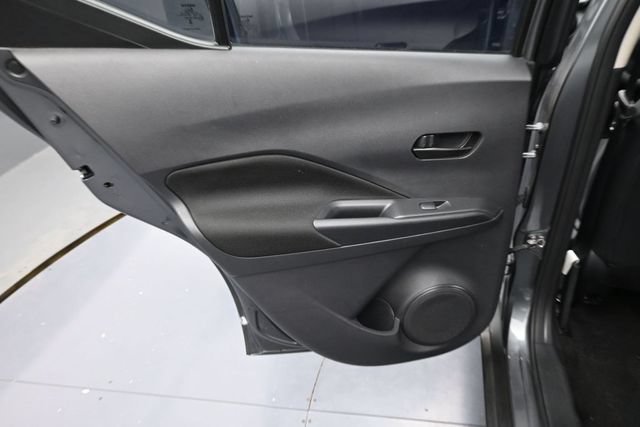 Used 2024 Nissan Kicks S FWD image 27