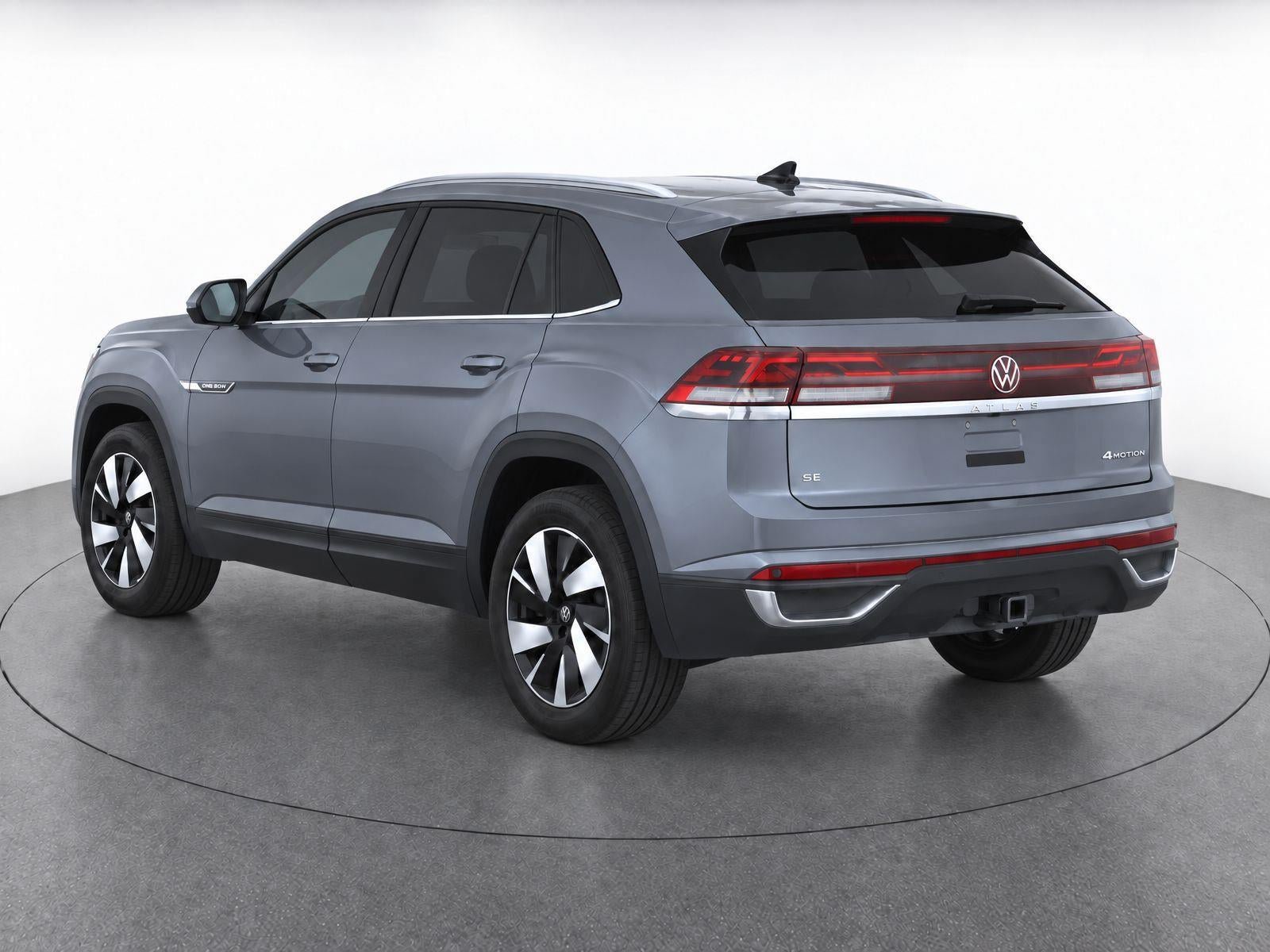 Used 2024 Volkswagen Atlas Cross Sport SE w/ Panoramic Sunroof Package AWD/4WD image 3