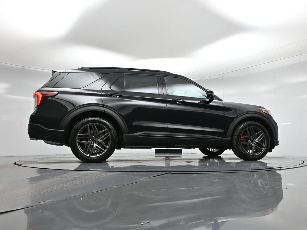 New 2026 Ford Explorer ST w/ Sun And Sound Package image 47