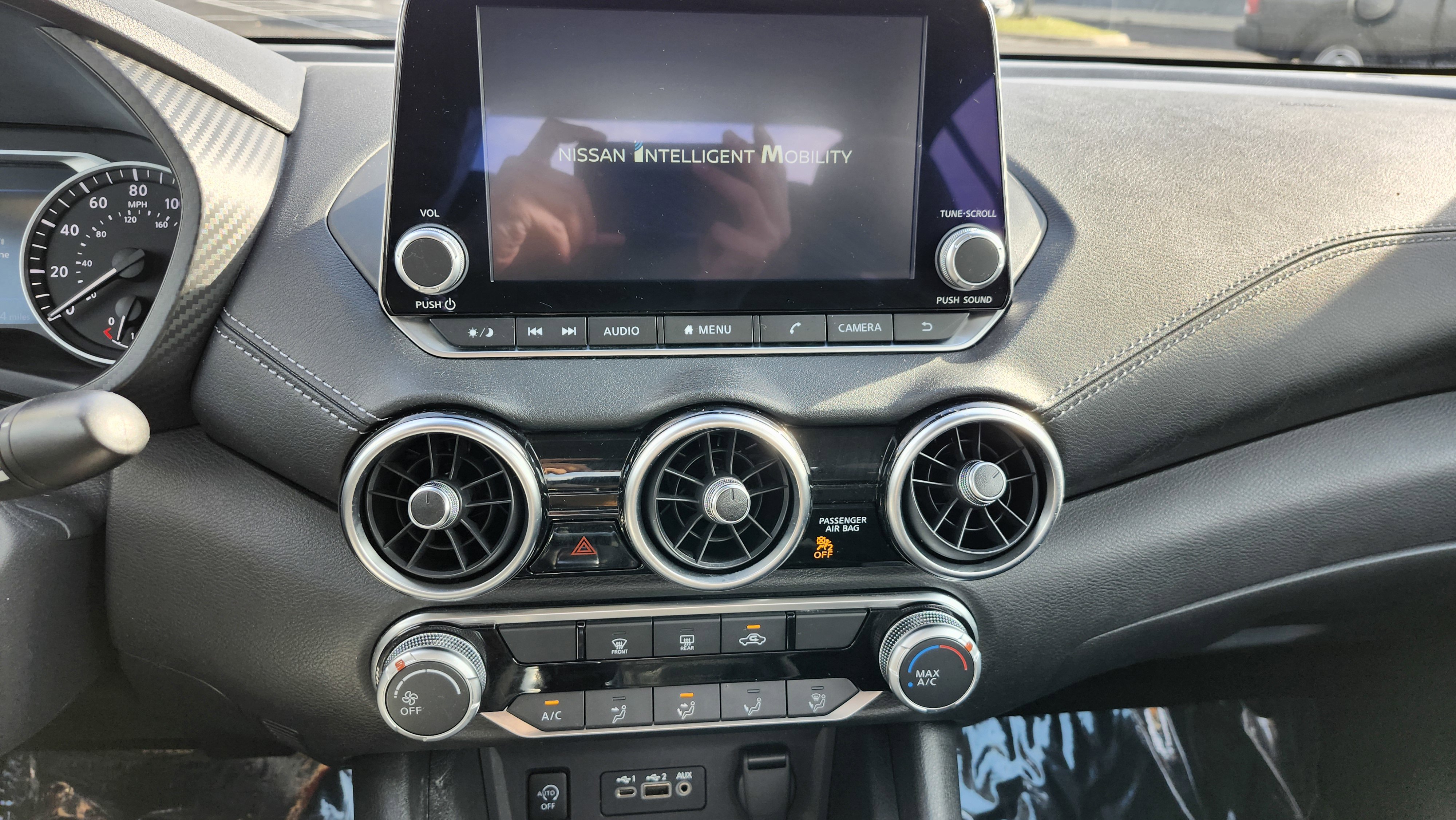 Used 2024 Nissan Sentra SV image 26
