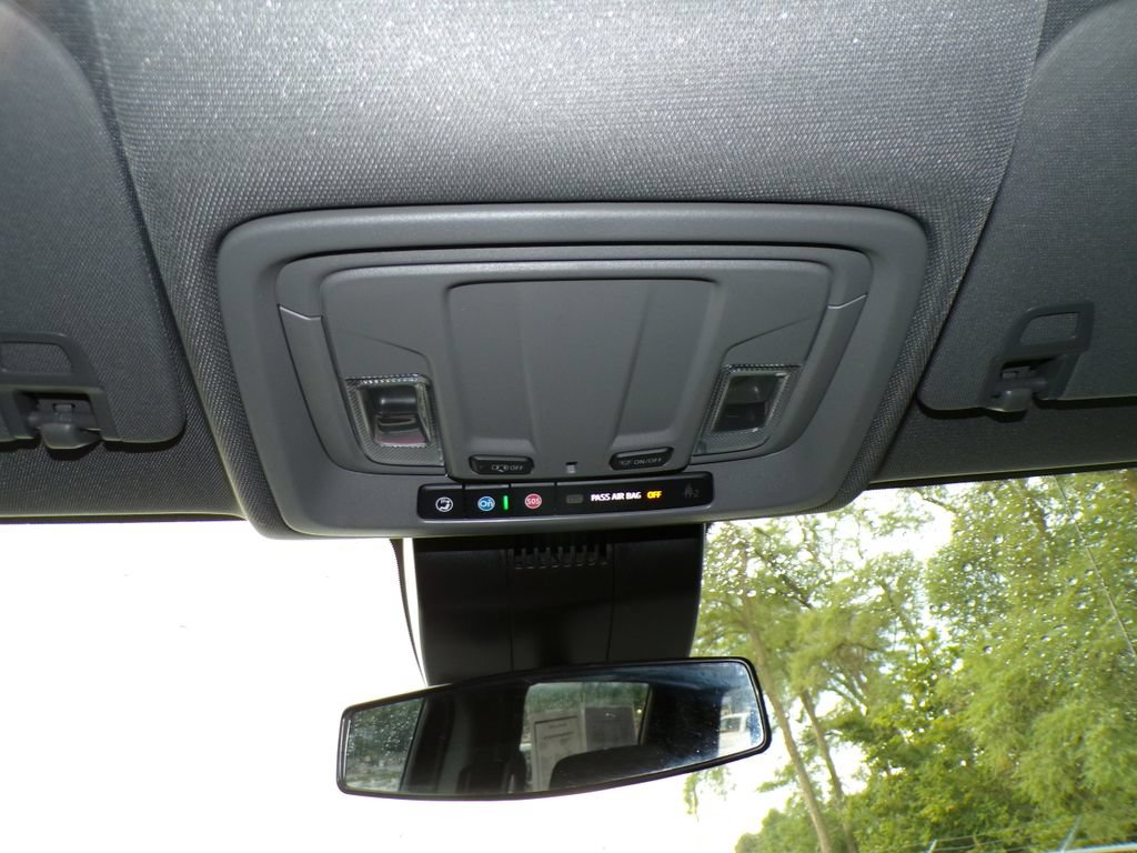 Used 2023 Chevrolet Silverado 1500 RST AWD/4WD image 28