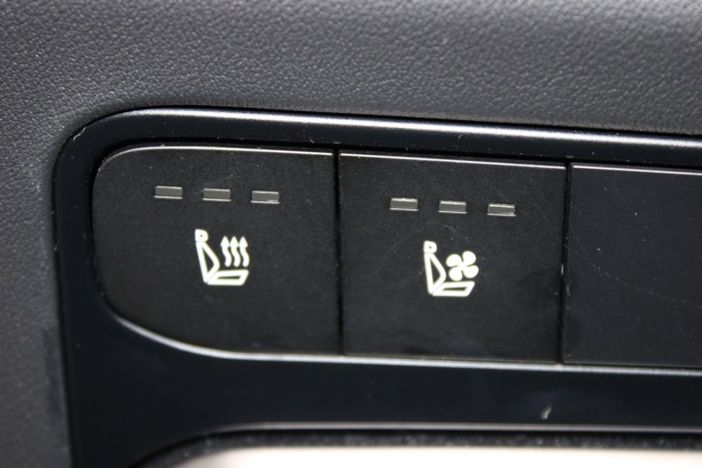 Used 2025 Kia K4 GT-Line w/ GT-Line Premium Package image 26