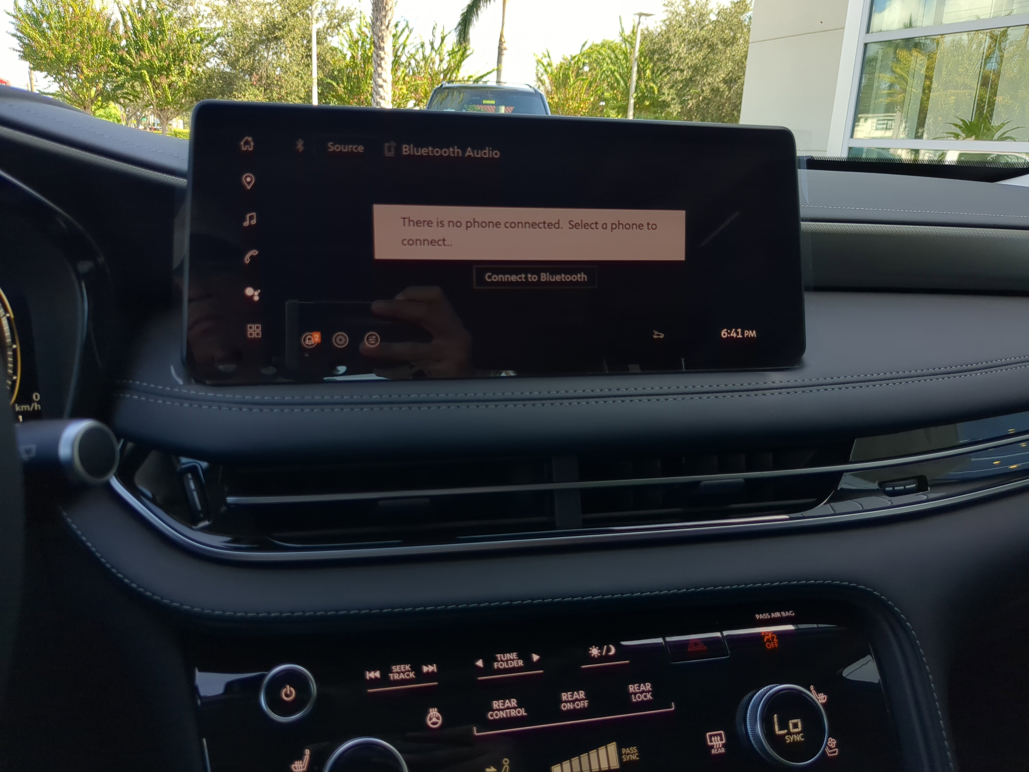 New 2026 INFINITI QX60 Luxe w/ Cargo Package image 24