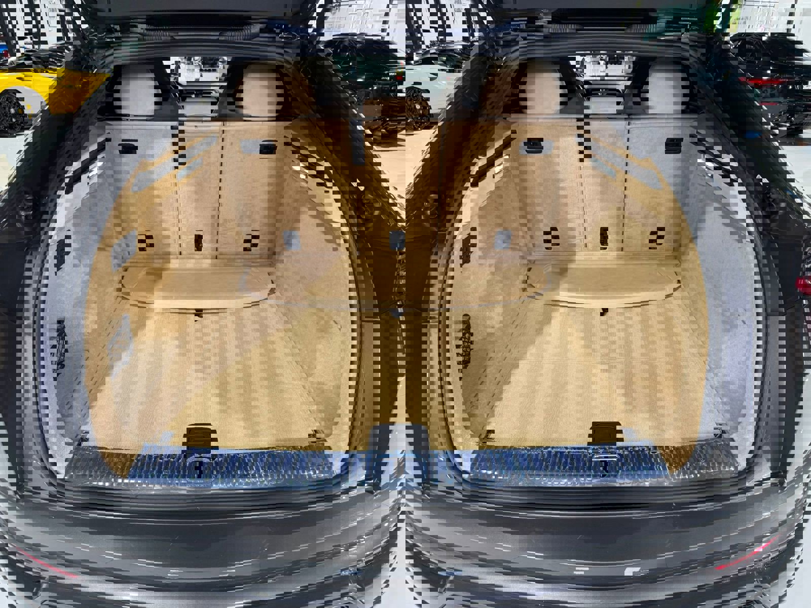 Used 2021 Lamborghini Urus image 42