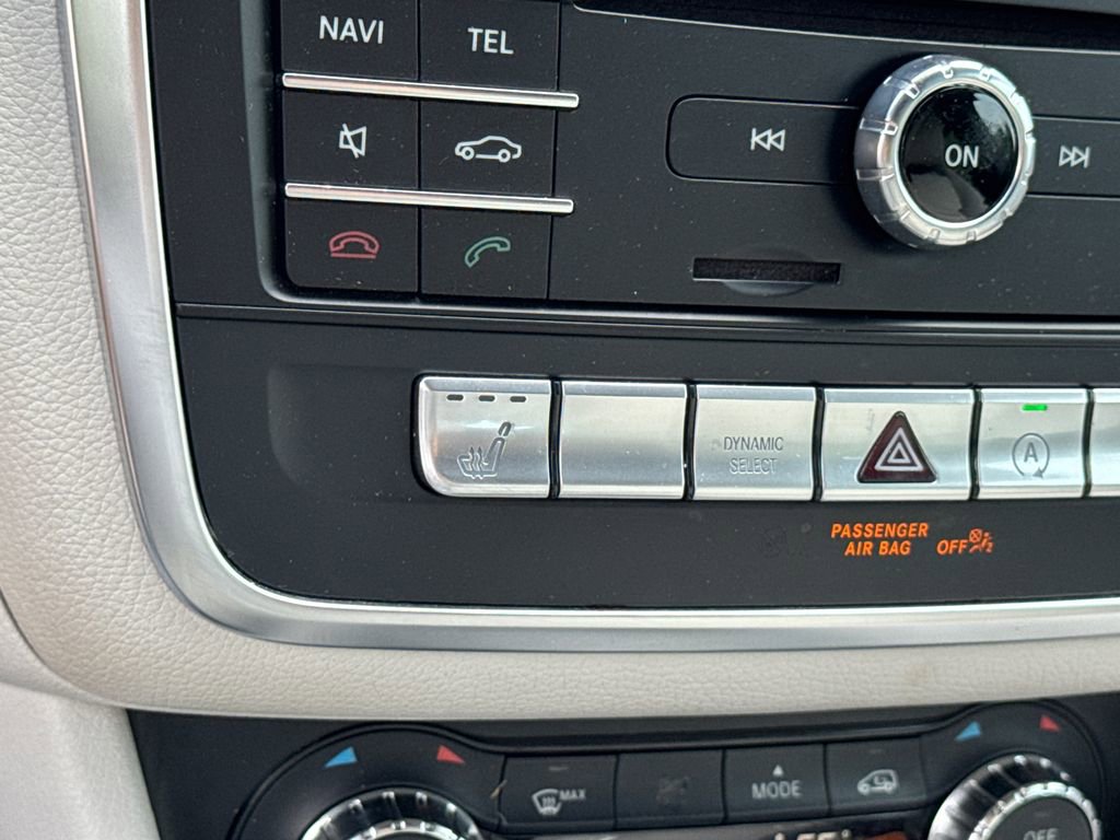 Used 2018 Mercedes-Benz CLA 250 image 33