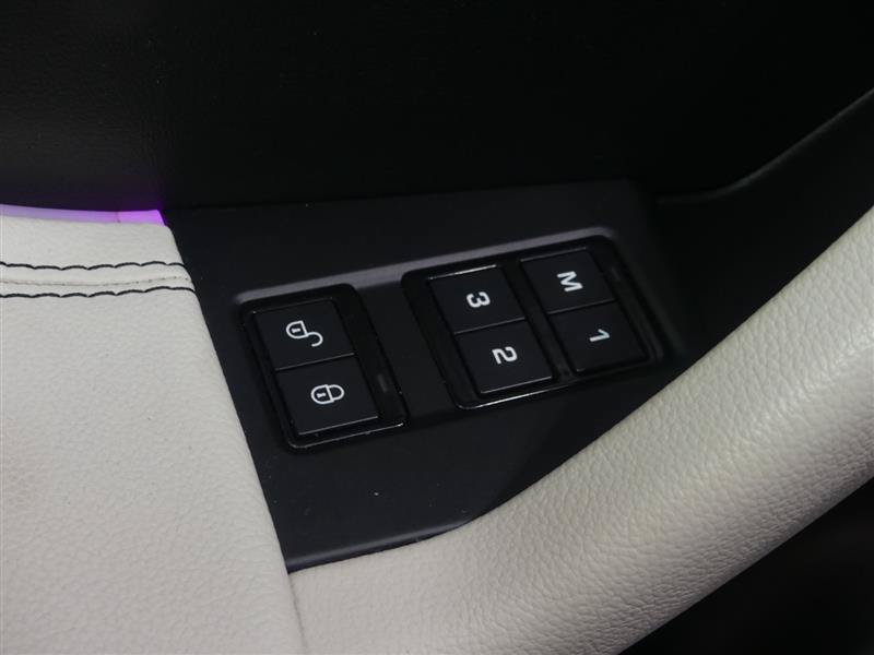 Used 2018 Jaguar F-PACE S AWD/4WD image 21