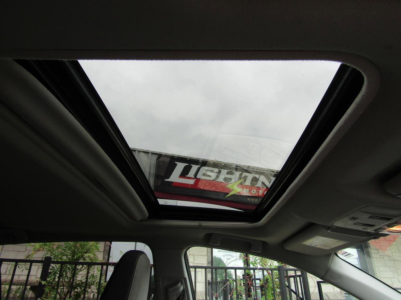 Used 2015 Toyota RAV4 XLE FWD image 8