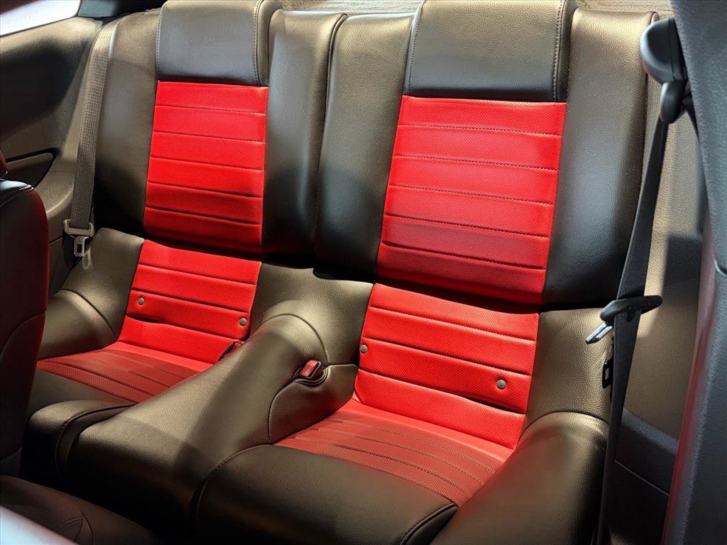 Used 2007 Ford Mustang Shelby GT500 RWD image 13