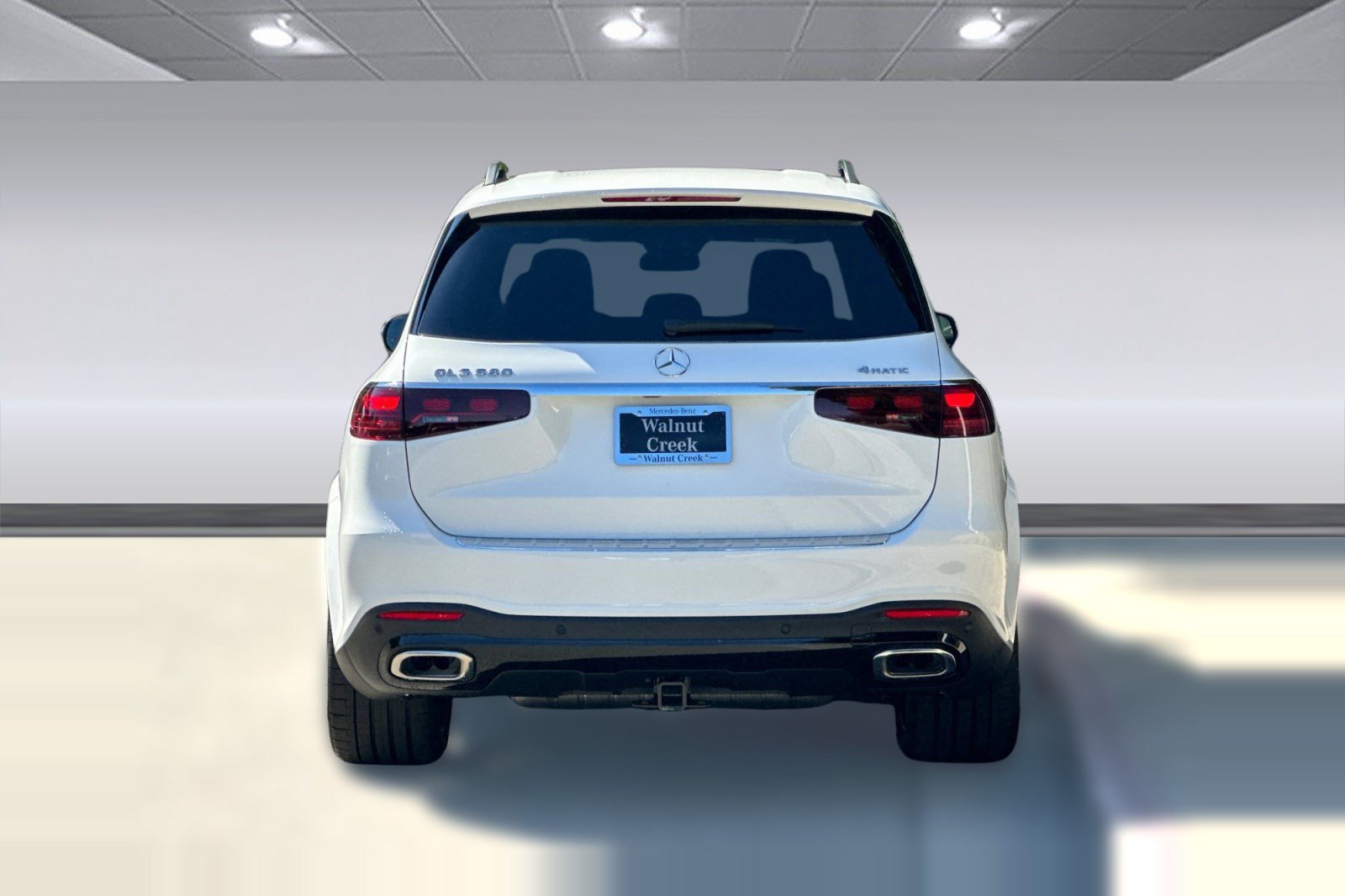 New 2026 Mercedes-Benz GLS 580 4MATIC image 9