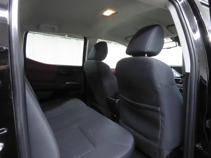 Used 2023 Toyota Tacoma SR5 AWD/4WD image 27