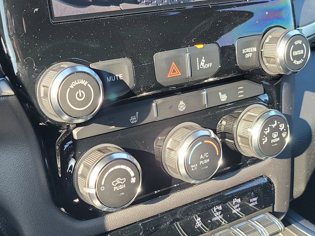 New 2026 RAM 1500 Big Horn w/ Night Edition image 16