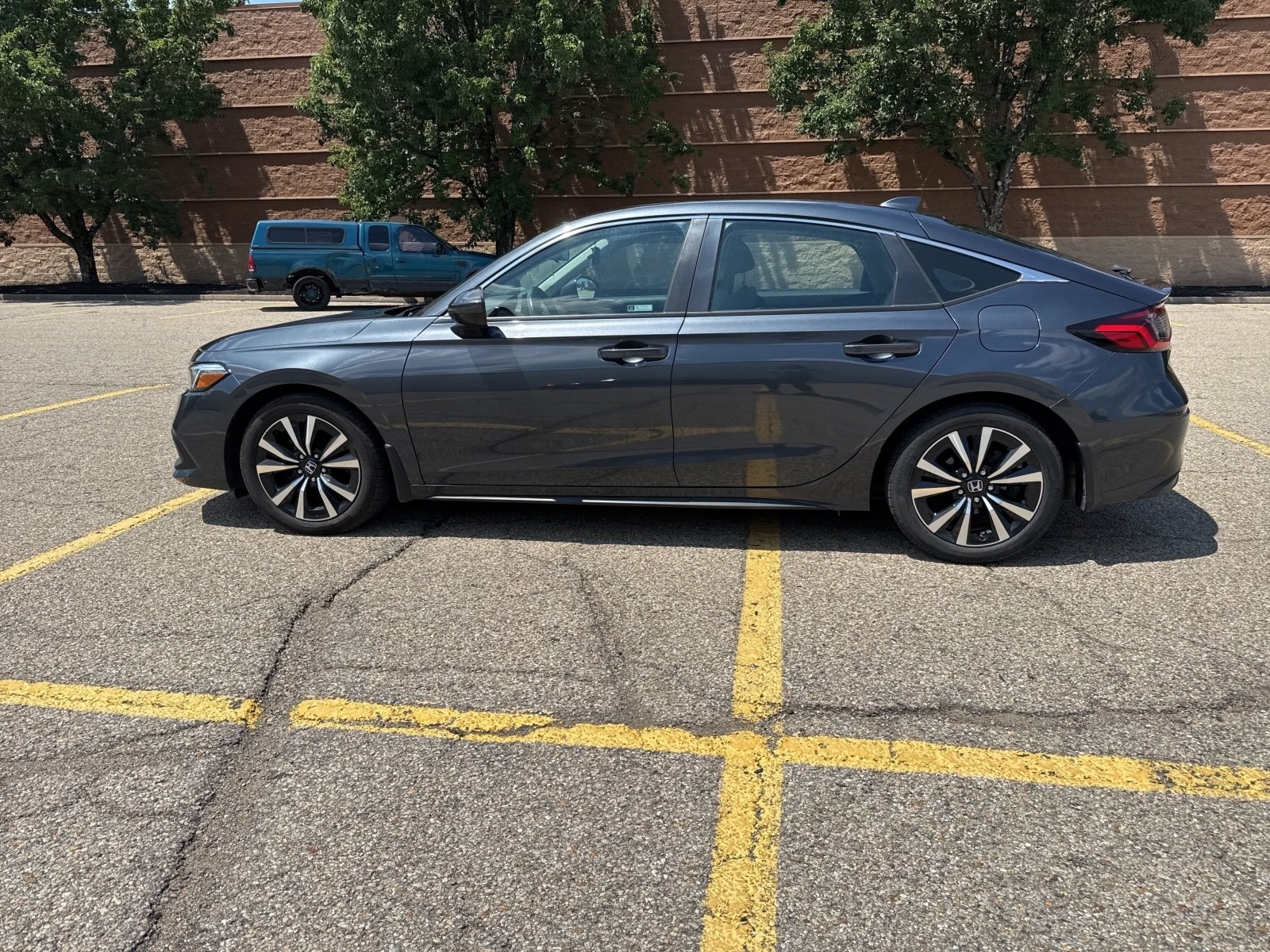 Used 2022 Honda Civic EX-L image 32