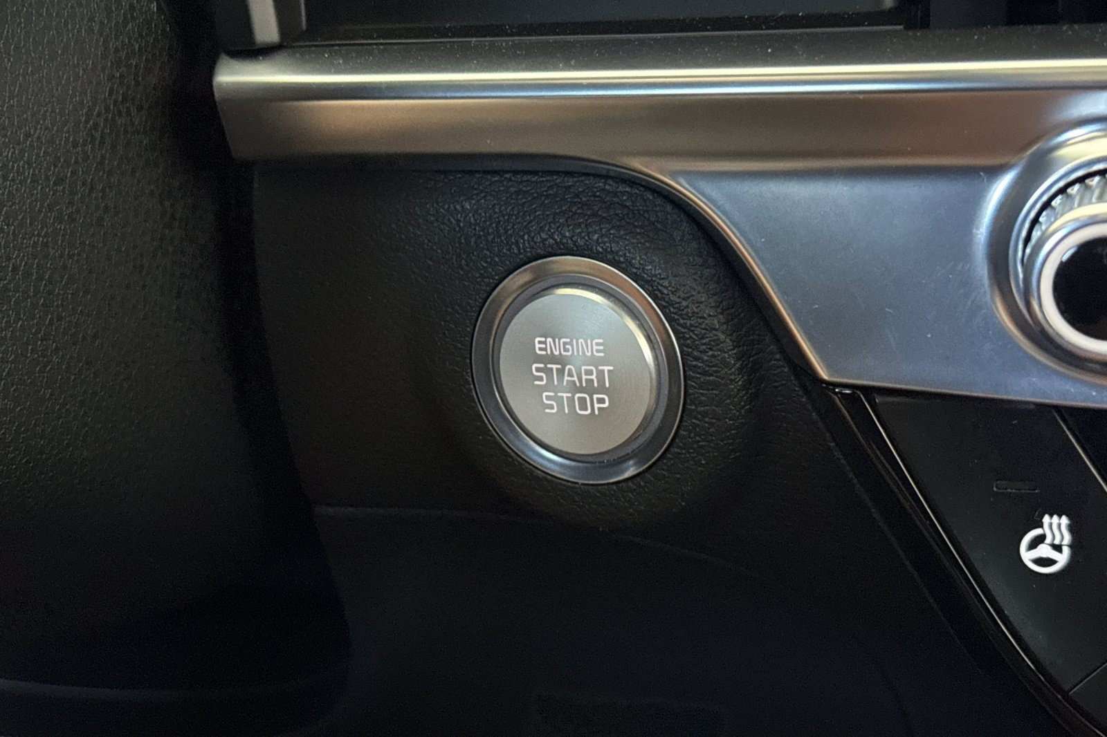 Used 2024 Kia Telluride SX AWD/4WD image 16