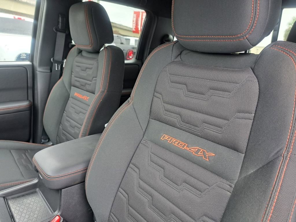 Used 2024 Nissan Frontier PRO-4X w/ Technology Package image 36