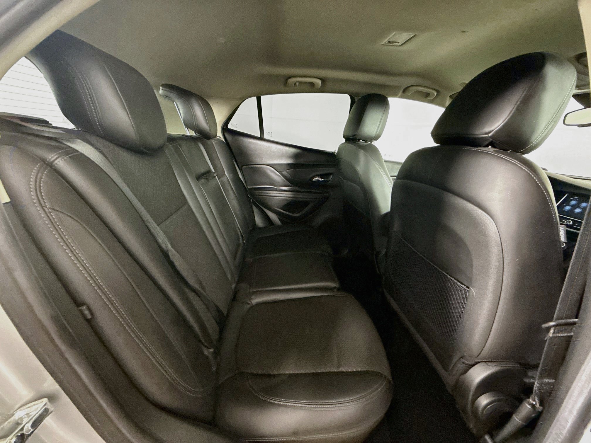 Used 2021 Buick Encore Preferred FWD image 32
