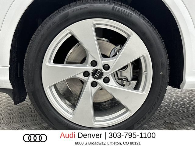 Used 2025 Audi Q5 Premium w/ Premium Plus AWD/4WD image 10