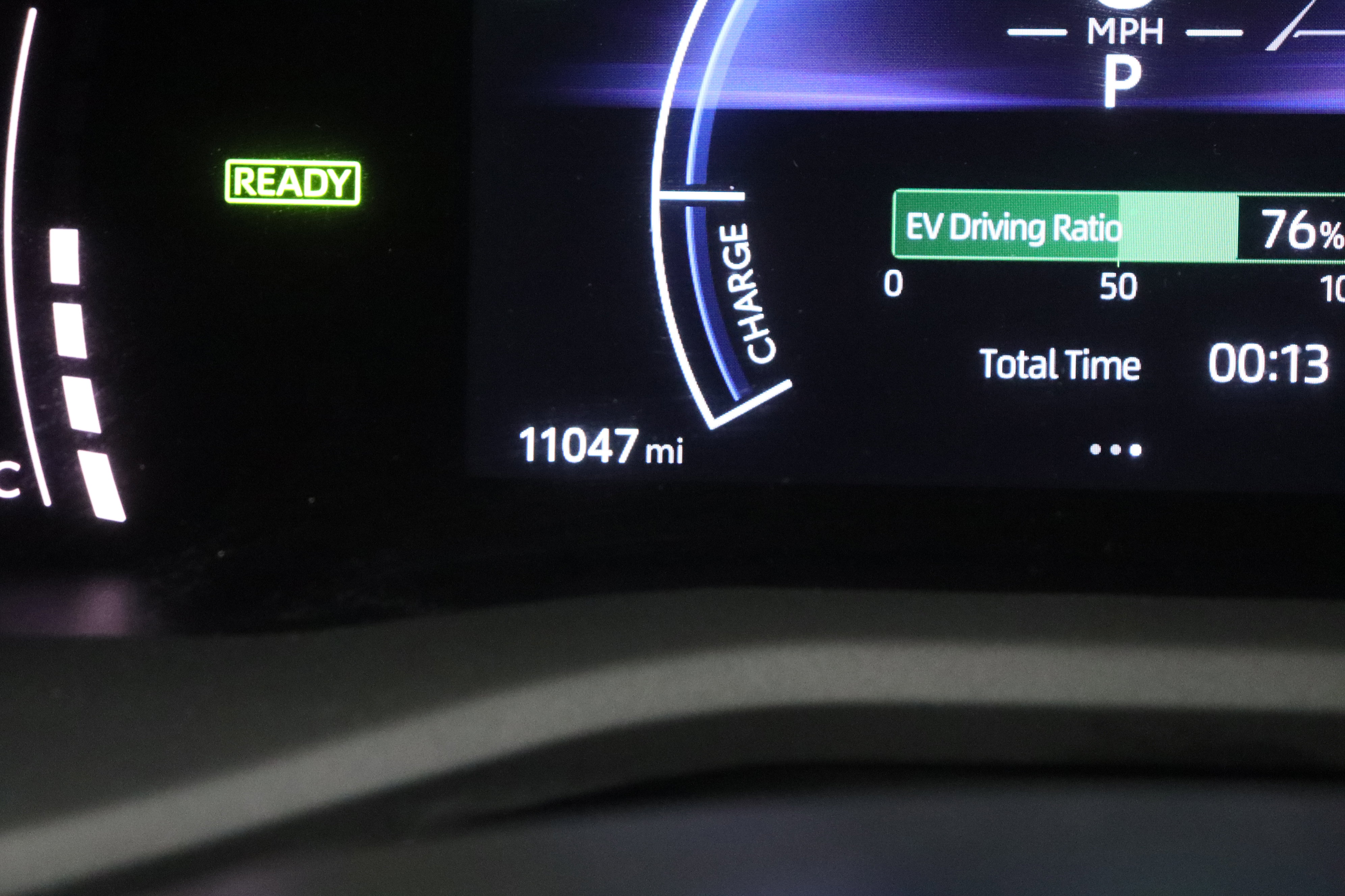 Used 2025 Toyota Camry SE w/ Convenience Package FWD image 41