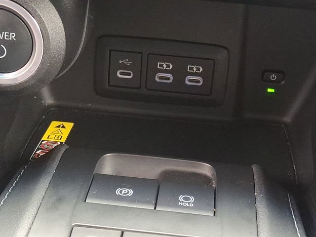 Used 2024 Toyota Venza Nightshade image 25