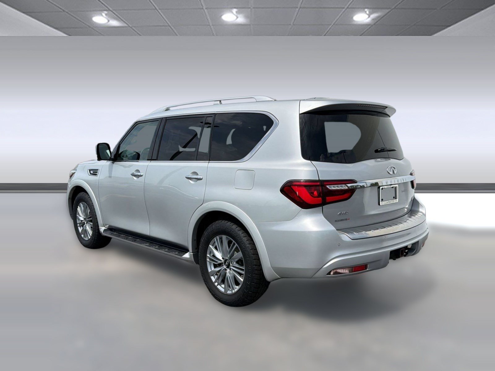 Used 2021 INFINITI QX80 Luxe AWD/4WD image 3