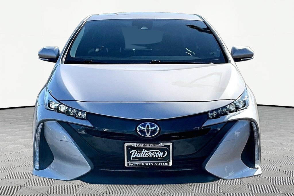 Used 2019 Toyota Prius Prime Premium FWD image 3