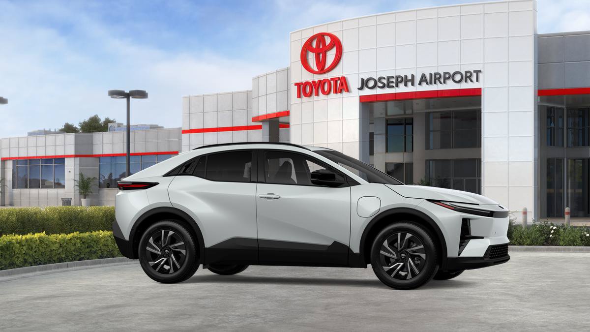 New 2026 Toyota C-HR AWD/4WD image 40