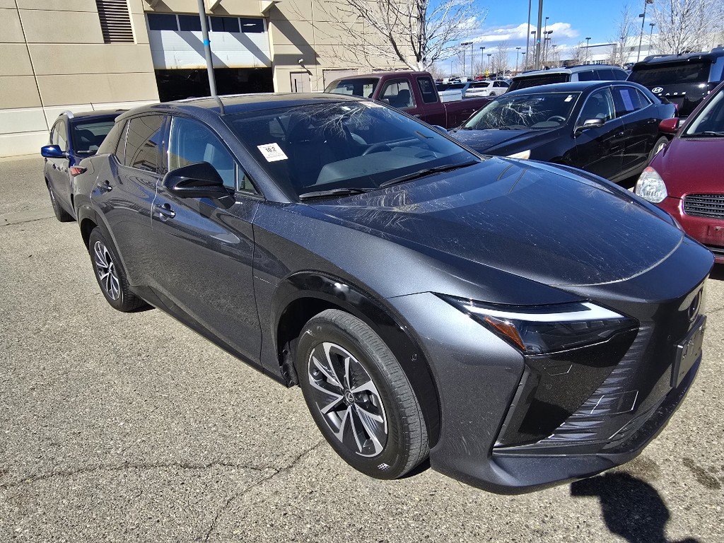 Used 2024 Lexus RZ 450e Premium w/ Technology Package image 17