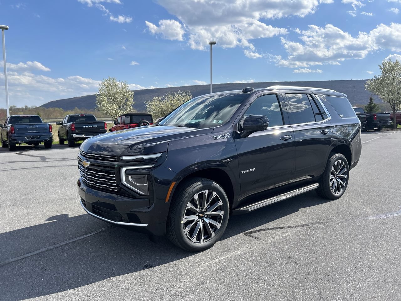 New 2026 Chevrolet Tahoe High Country AWD/4WD image 3