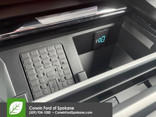 Certified 2024 Ford F250 Lariat w/ Chrome Package image 34