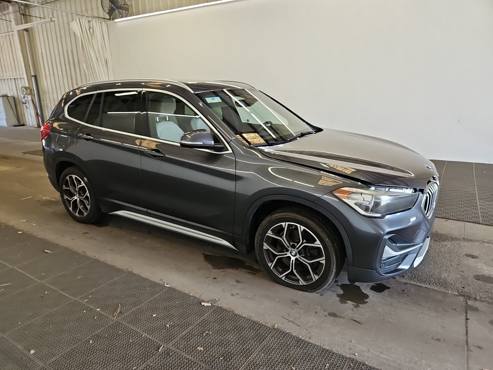 Used 2020 BMW X1 xDrive28i w/ Convenience Package AWD/4WD image 2