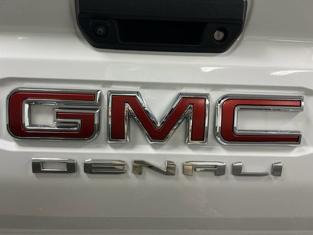Certified 2023 GMC Canyon Denali AWD/4WD image 31
