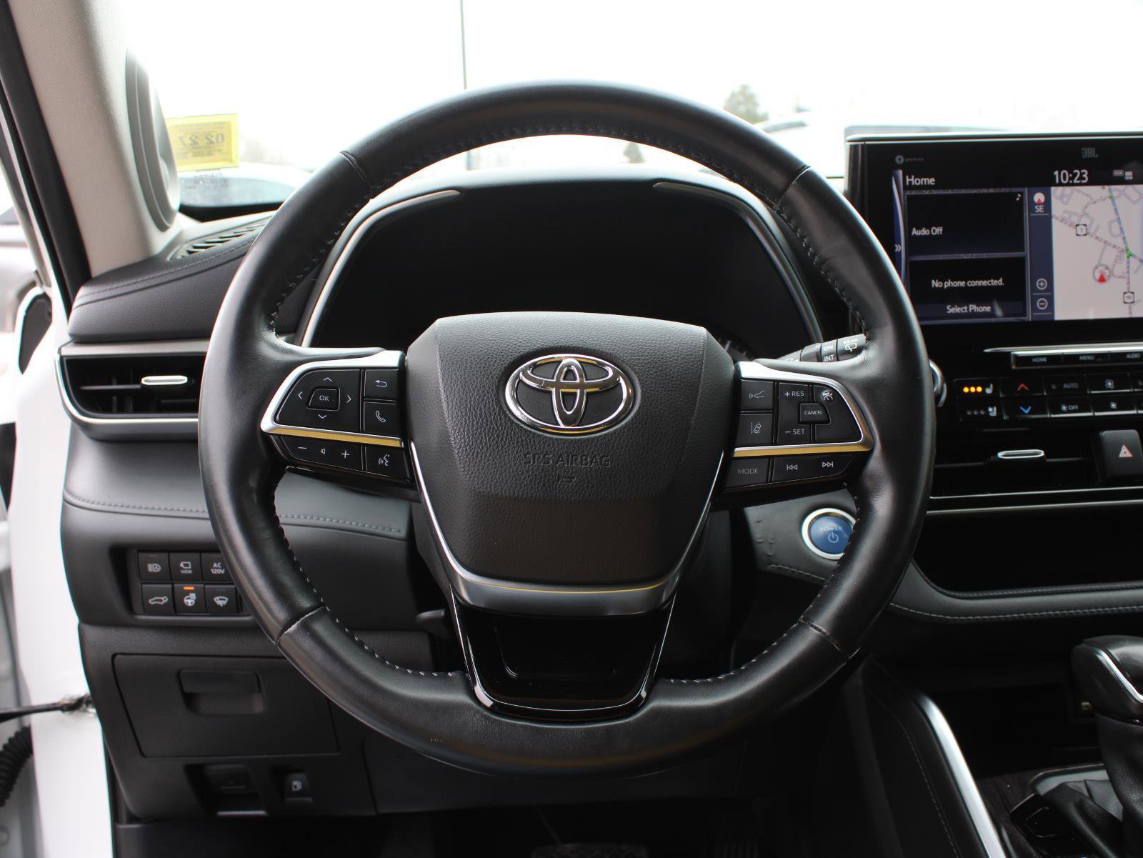 Used 2021 Toyota Highlander Limited image 10