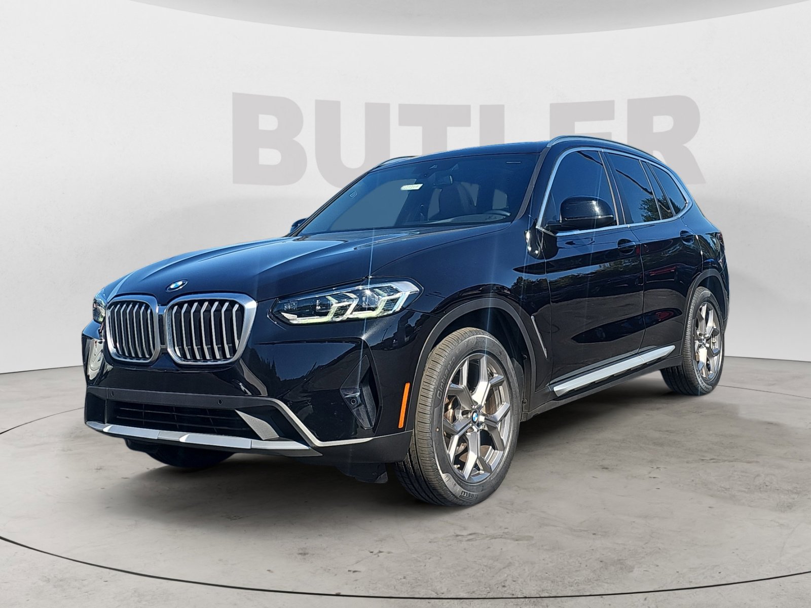 Used 2022 BMW X3 xDrive30i w/ Premium Package 2