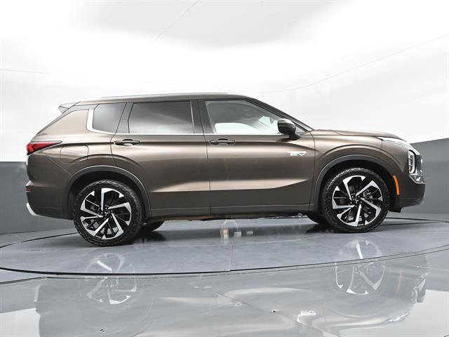 Used 2023 Mitsubishi Outlander SEL AWD/4WD image 38