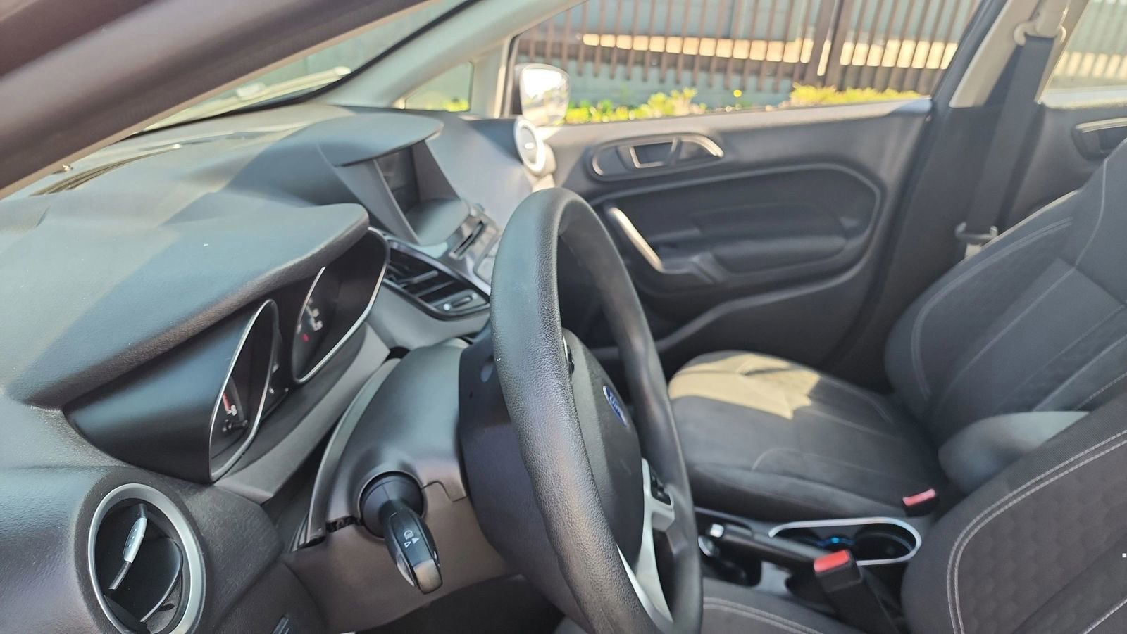 Used 2019 Ford Fiesta SE w/ Equipment Group 201A FWD image 11