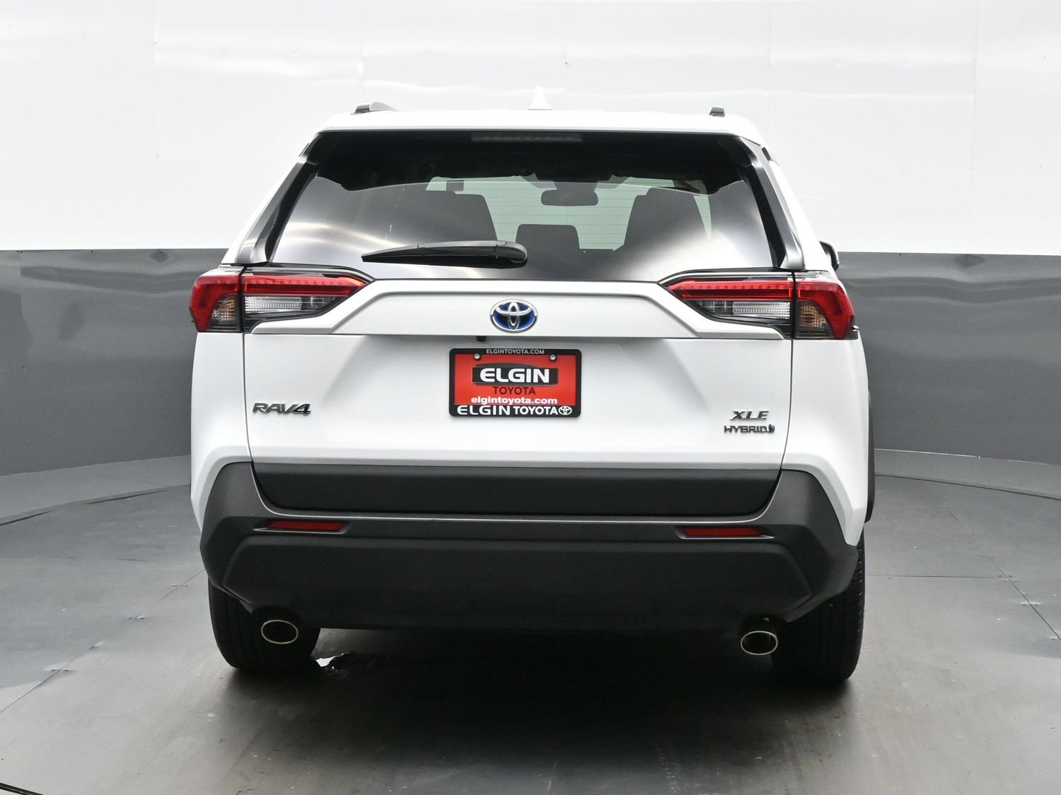 Used 2022 Toyota RAV4 XLE AWD/4WD image 5