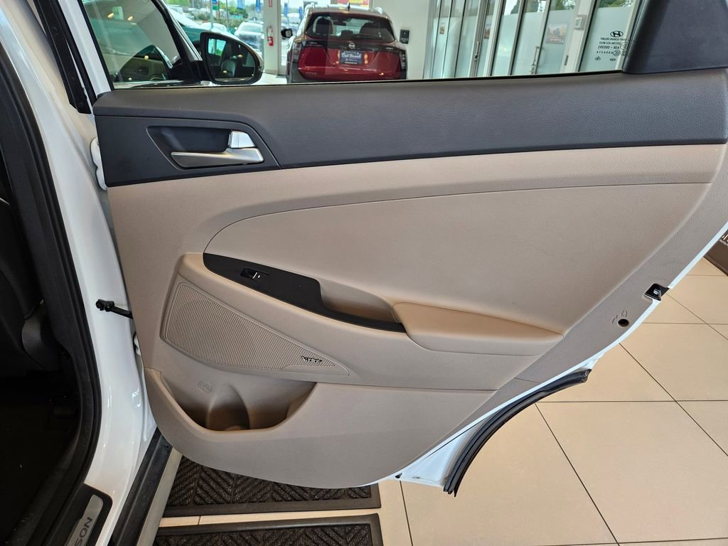 Used 2021 Hyundai Tucson Limited AWD/4WD image 28