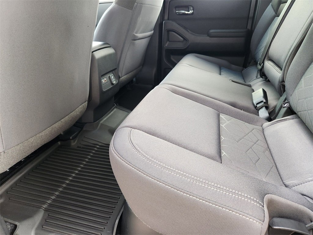 New 2025 Nissan Frontier SV w/ SV Convenience Package image 19