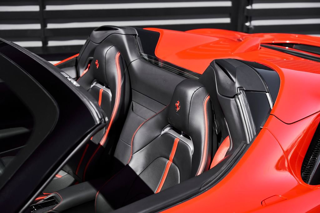 Used 2025 Ferrari SF90 Spider image 17