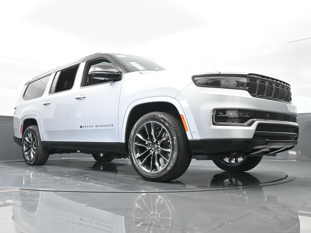 Used 2024 Jeep Grand Wagoneer L Series II w/ Quick Order Packagew 28T image 61