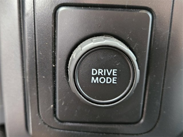 Used 2022 Ford F150 Lariat image 23