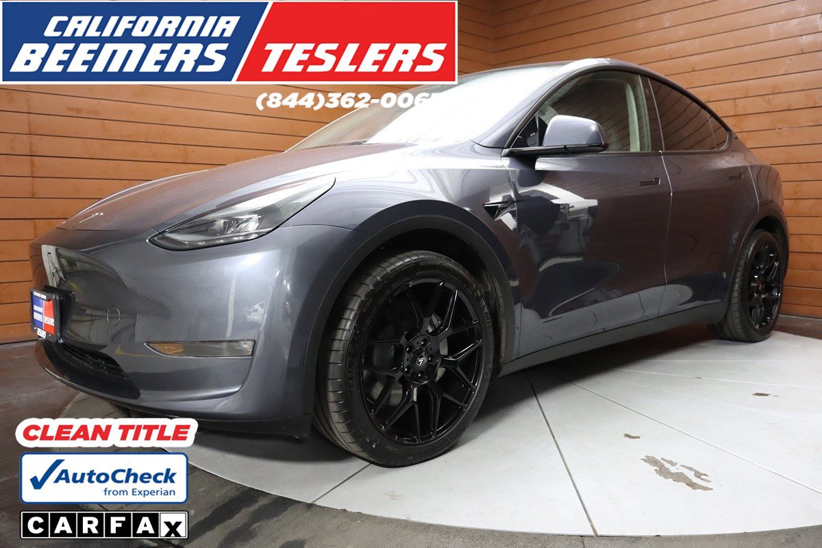 Used 2023 Tesla Model Y Long Range image 1