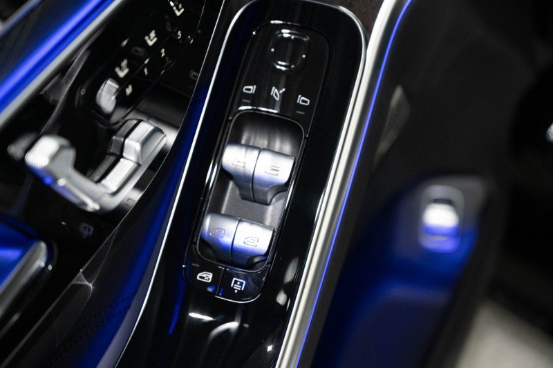 New 2026 Mercedes-Benz S 63 AMG S image 23