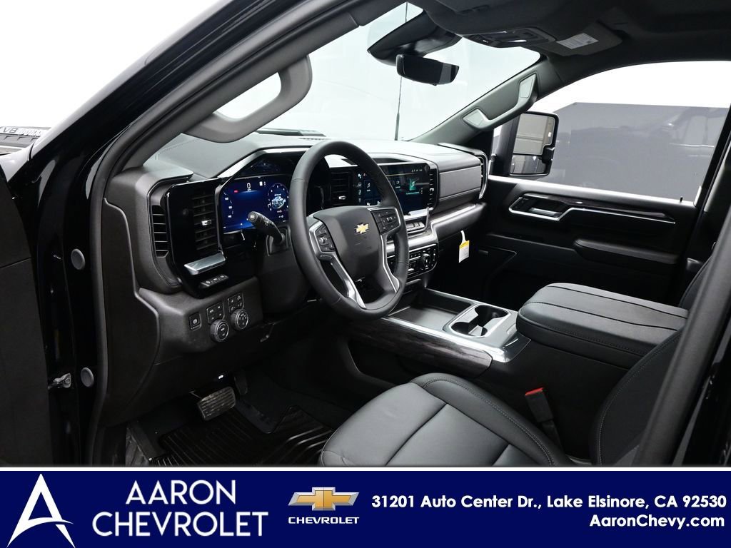 New 2026 Chevrolet Silverado 2500 LTZ w/ LTZ Premium Package AWD/4WD image 7