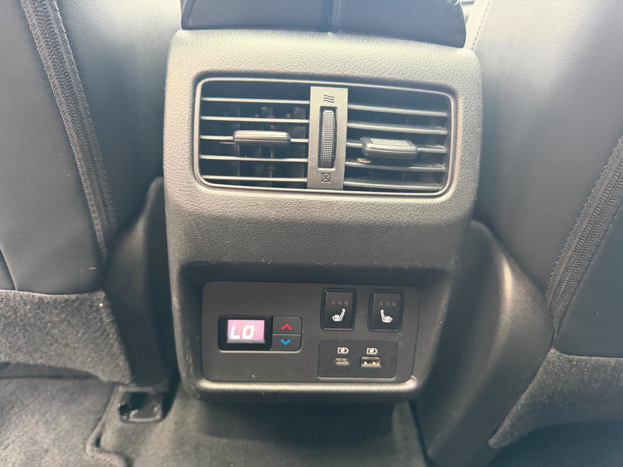 Used 2022 Nissan Rogue Platinum w/ Head-Up Display Package image 19