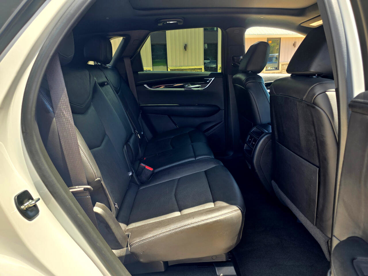 Used 2021 Cadillac XT5 Premium Luxury image 25