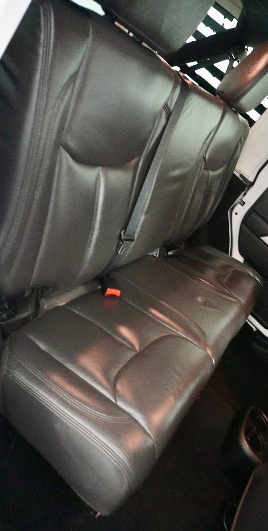 Used 2016 Jeep Wrangler Unlimited Sahara w/ Max Tow Package image 8