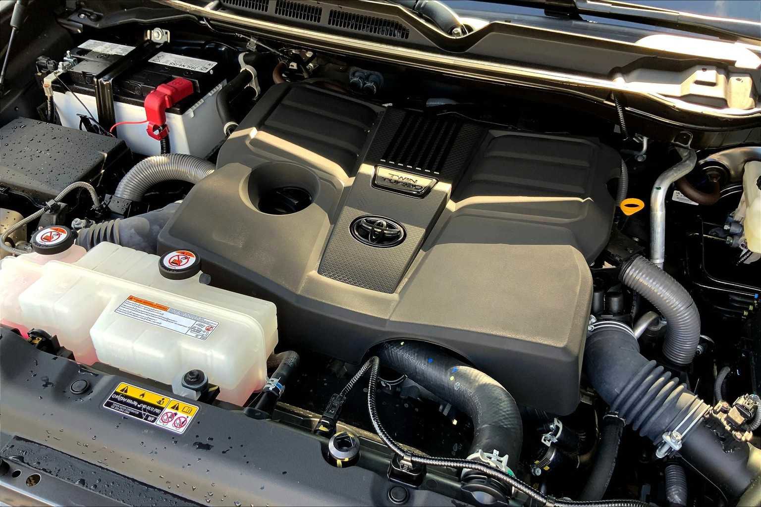 Used 2024 Toyota Tundra SR5 image 29